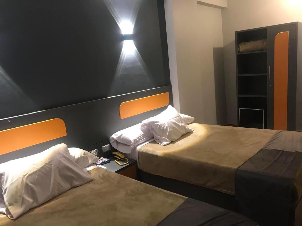Royal Hotel Qinā Eksteriør billede